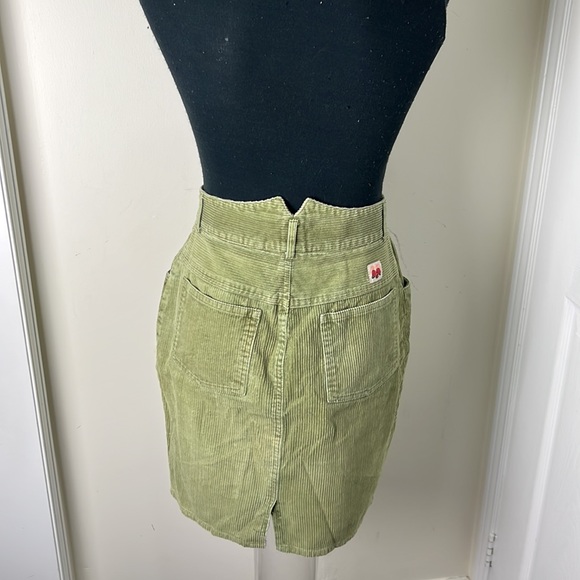 Club Smart Anthropologie Sage Green Corduroy skirt Size Medium - Picture 4 of 12